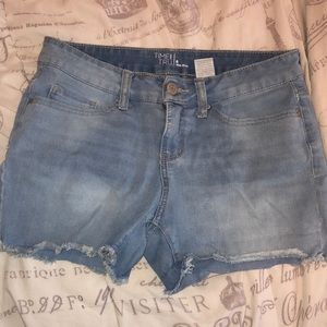 Cute denim shorts